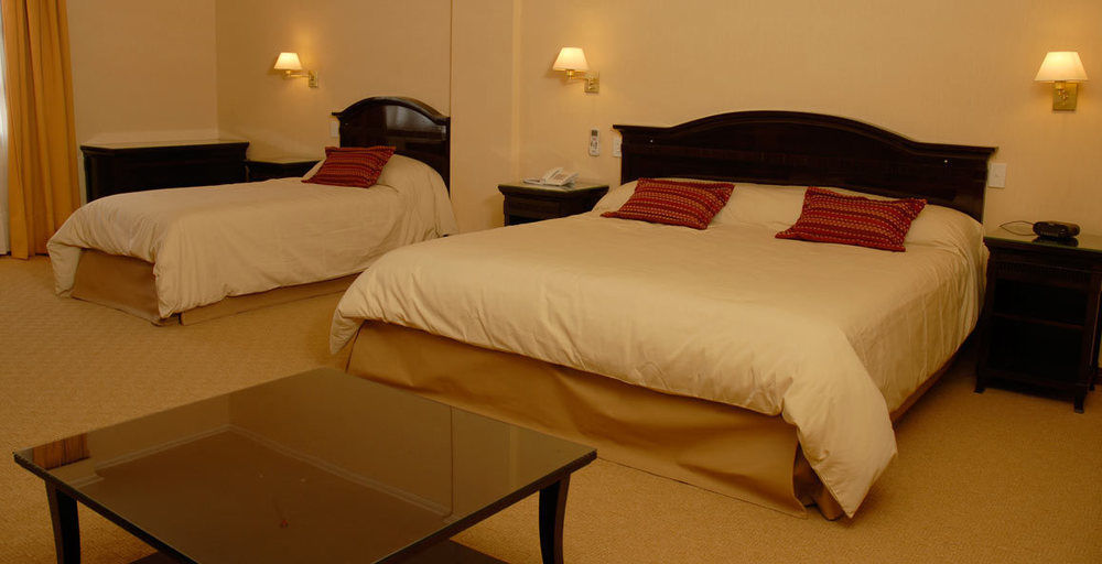 Status Hotel Hotel 4*